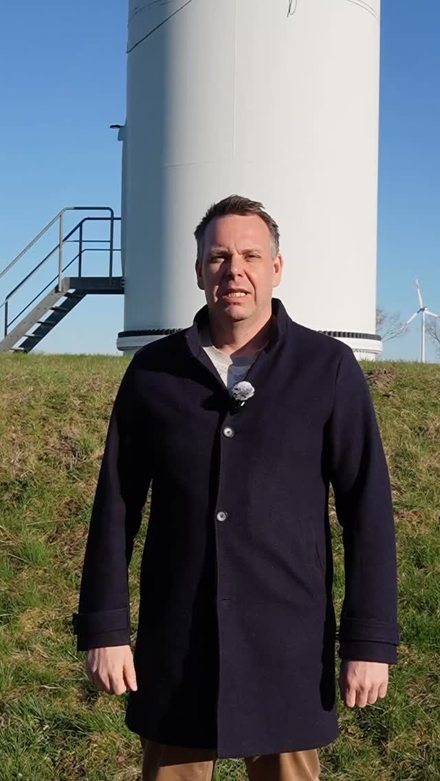 Windkraft ist ein Thema, das viele bewegt.
Heute und in Zukunft.

Für mich ist klar:
Ziele für morgen müssen im Einklang mit dem stehen, was heute bereits vor Ort ist. Bestehende Anlagen müssen mitgedacht werden.

Bürgerinnen und Bürger müssen gehört und einbezogen werden. 
Das ist entscheidend.

Alles Weitere und meine klare Position dazu gibt es im Video.