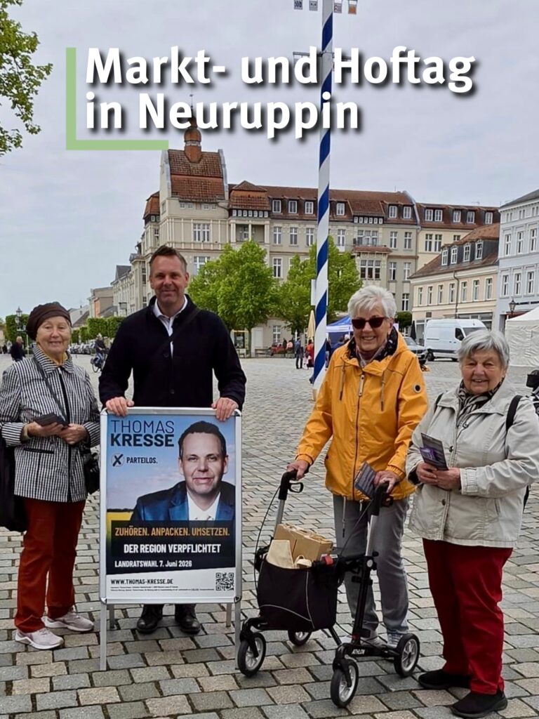 Kurze Eindrücke vom Markt- und Hoftag in Neuruppin! Heute in Gesprächen mit allen möglichen Menschen. 

Austausch zu den Themen unserer Zeit! 

Allen Müttern schon mal alles Gute für den morgigen Muttertag und viel Freude mit der kleinen überreichten (süßen) Aufmerksamkeit. 

Eine schönen Muttertag und bis demnächst!