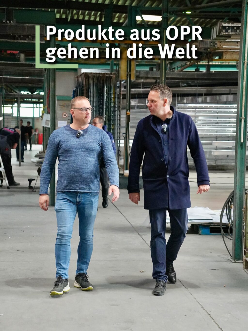 Zu Gast bei der Wirtschaft - OPR-Power durch Wittstocker Unternehmen! 

Das Gewerbegebiet ‚Stadtberg‘ hat kaum noch Restflächen und einige Erfolgsgeschichten zu bieten! 

Ich habe mich bei Torsten Stock (Wittstocker Oberflächentechnik) und Michael Spatta (Partenheimer) umgehört! 

Was sind die aktuellen Herausforderungen, welche Erfolge gibt es, was sind die größten Kostentreiber, welche aktuellen Berührungspunkte gibt es mit der Kreisverwaltung und wie widerstandsfähig sind die Unternehmen in Zeiten einer anhaltenden Krise! 

Beide Unternehmen haben Strategien entwickelt - auch um schwierige Phasen zu überwinden. 

Erstaunlich war, wie viel Wittstock - und damit OPR - im Bundeskanzleramt oder im Brandenburger Landtag steckt. 

Darüber hinaus sind die Produkte auch in internationalen Projekten gefragt! 

Die Videos dazu in den kommenden Tagen! 
Danke für die Einblicke und auch dafür, dass die Geschichten erzählt werden dürfen!